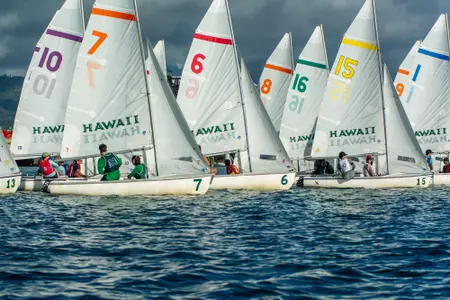 Sailing Hawaii
