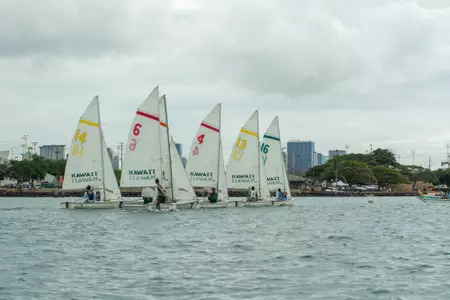Sailing Hawaii