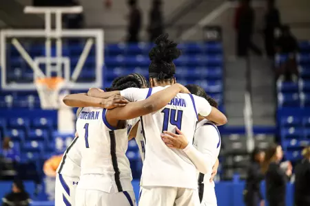 WBB-Elon-Home