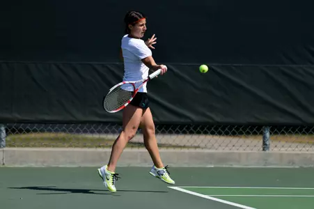 Sophomore Dana Oppinger