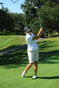 Senior Rachel Thompson sits in a tie for 10th at 1-over 73.