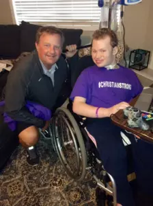 Head coach Kevin Long and Christian Walroth