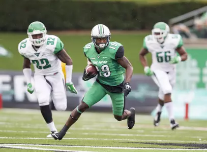 Redshirt senior Deandre Reaves