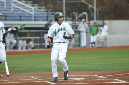 Junior Gee went 3-for-5 with two runs