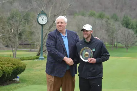 Lagodich finished as runner-up at the 2013-14 Greenbrier Collegiate Invitational.