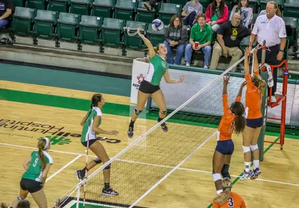 Junior Cassie Weaver had 13 kills and 13 digs against Canisius