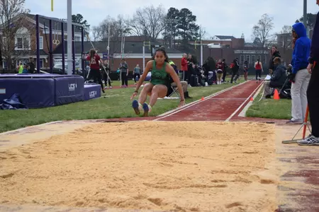 Antonique Butler qualifies for the second consecutive season in the triple jump
