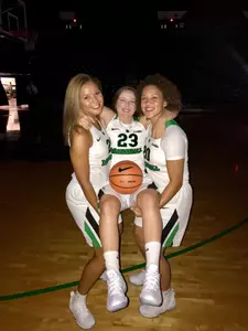 (L-R): Brie Toney, Kristen Mayo, Taylor Pearson
