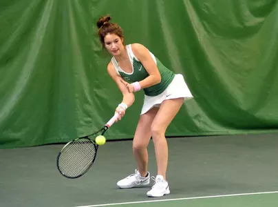 Maddie Silver won her first singles match of the season in straight sets.