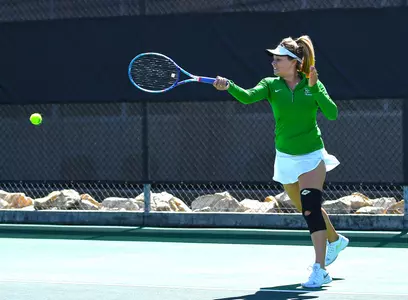 Stephanie Smith has won six straight singles matches.