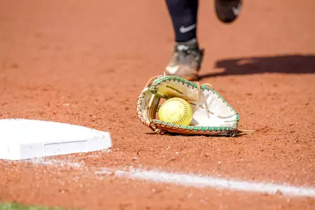 Photo Credit: Adam Gue