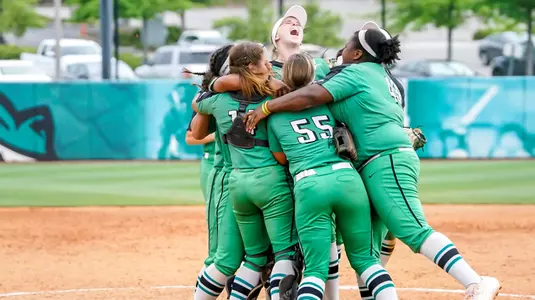 2019 Marshall Softball celebration