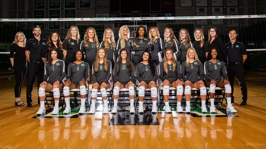 2019 Marshall Volleyball Team Photo