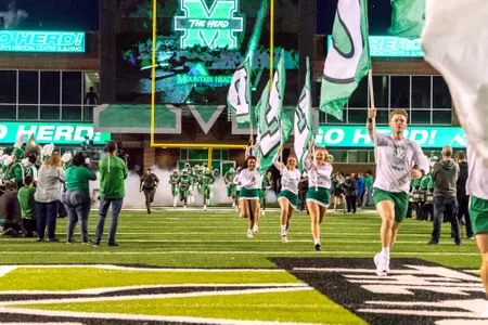 MU vs CCU Entrance