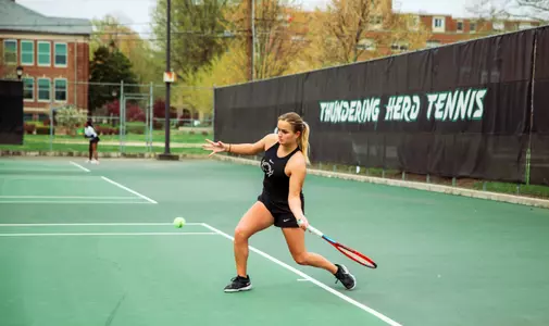 Johanna Strom vs USM