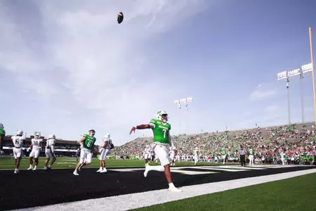 Carlos Ball in Air
