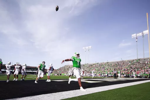 Carlos Ball in Air