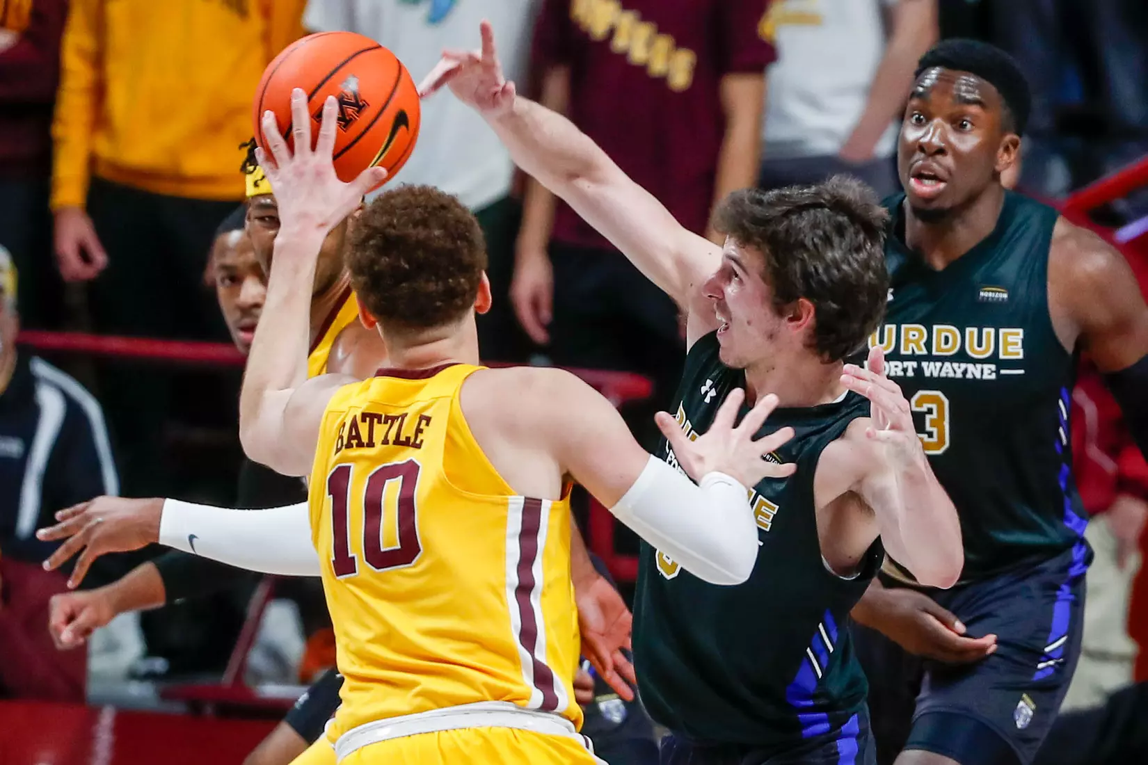 Jamison Battle (10), Bobby Planutis (0), Ra Kpedi (3)
NCAA Basketball: Purdue Fort Wayne v Minnesota
©2021 Bruce Kluckhohn
