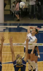 'Dons Rout Rockets in Three Image