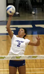 IPFW Sweeps Broncs, Jacks at Invitational Image