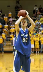 Free Throws Push Valpo Past IPFW Image