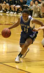 'Dons Clip Eagles, 65-54 Image