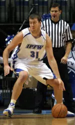 Ramblers Snap IPFW's Winning Streak Image