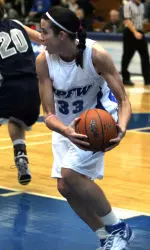 'Dons Improve to 9-9 with Win over Highlanders Image