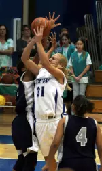 Mastodons Clip Thunderbirds, 81-70 Image