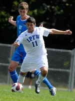 Valparaiso Cruises With Strong Second Half Image