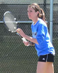 IPFW Women Win 11th Straight Match Image