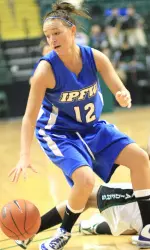 `Dons Fall to No. 25 Iowa State 84-57 Image