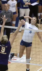 Mastodons Drop Five-Set Heartbreaker to Leathernecks Image