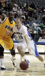 Plackemeier Caps Off Frantic Comeback as IPFW Downs Valparaiso, 75-72 Image