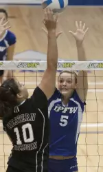 Hook Ties Record as `Dons Sweep Centenary Image