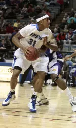 Mastodons Battle Western Illinois for First Conference Win Image
