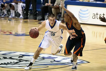 Zach vs. UT Martin