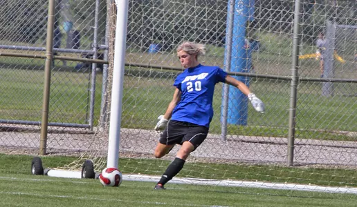 IPFW Freshman keeper Erin Nayler