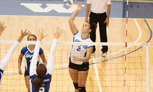 Stephanie Lamberti vs Saint Louis