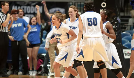 IPFW Celebration vs. Oakland
