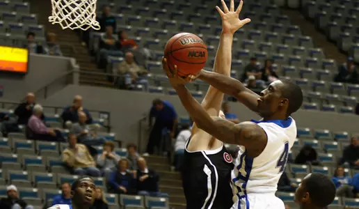 Frank Gaines vs UNO 2