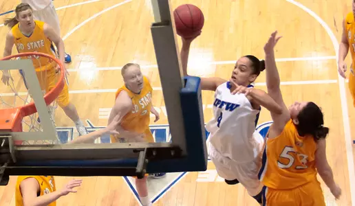 Stephanie_Rosado_vs_SDSU