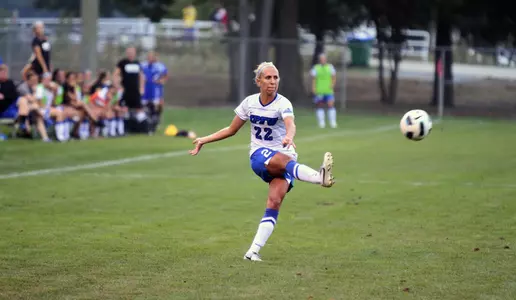 Caroline Castelli_Action