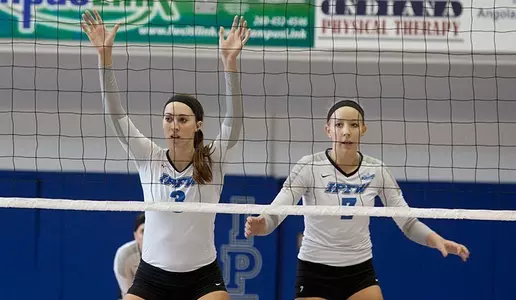 Hailie Ripley and Emily Spencer