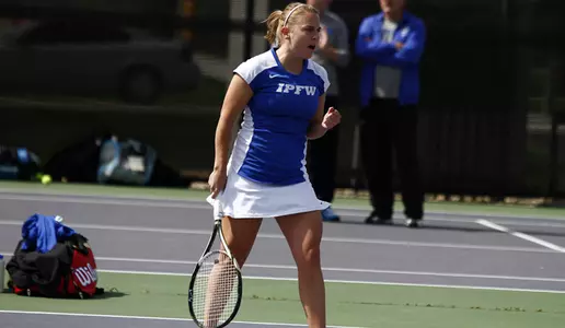 Mastodons Defeat Kangaroos, 4-3, Advance on to the Championship Image