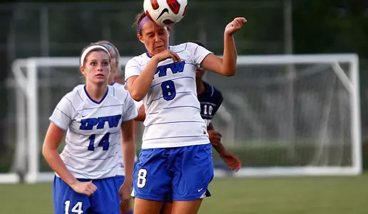 Lauren Dye vs Detroit 2012