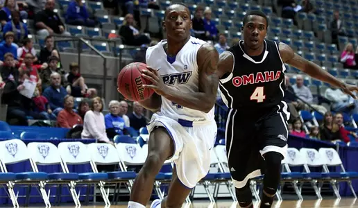 Frank Gaines vs Omaha