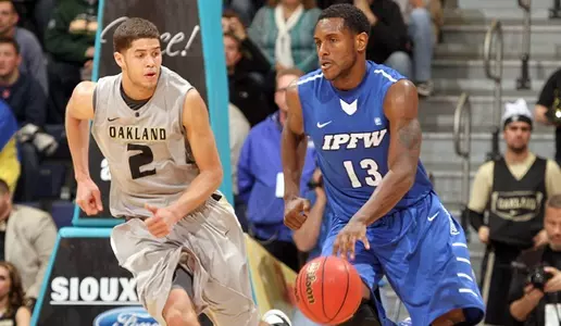 Luis Jacobo vs Oakland