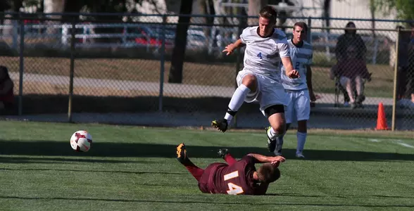 090613_lc_msoc_loyola