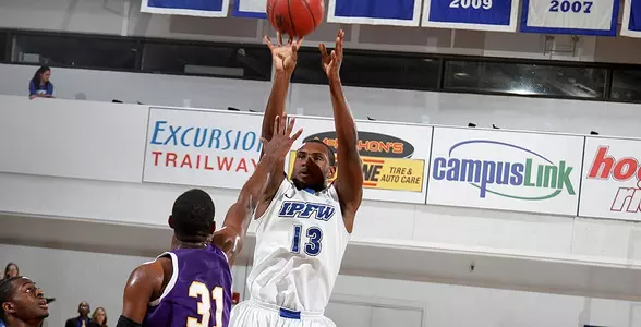 Luis Jacobo vs Western Illinois